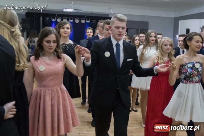 Zdjęcie w galerii na portalu naszraciborz.pl: Studniówka raciborskiej Budowlanki w Tworkowie wiadomości z regionu