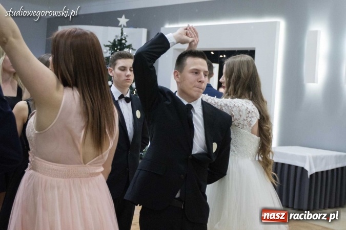 Zdjęcie w galerii na portalu naszraciborz.pl: Studniówka raciborskiej Budowlanki w Tworkowie wiadomości z regionu