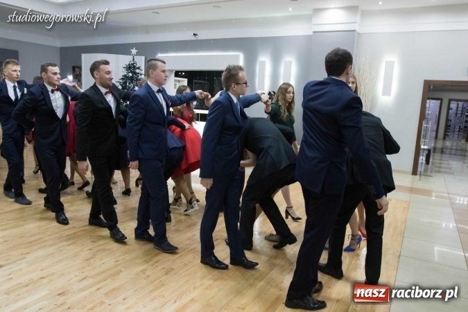 Zdjęcie w galerii na portalu naszraciborz.pl: Studniówka raciborskiej Budowlanki w Tworkowie wiadomości z regionu