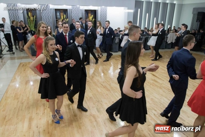 Zdjęcie w galerii na portalu naszraciborz.pl: Studniówka raciborskiej Budowlanki w Tworkowie wiadomości z regionu