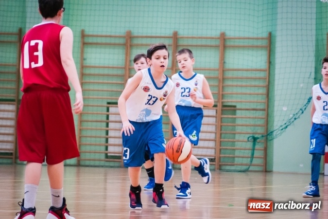 Zdjęcie w galerii na portalu naszraciborz.pl: Zmagania młodych koszykarzy Ofensywy w Arenie Rafako wiadomości z regionu