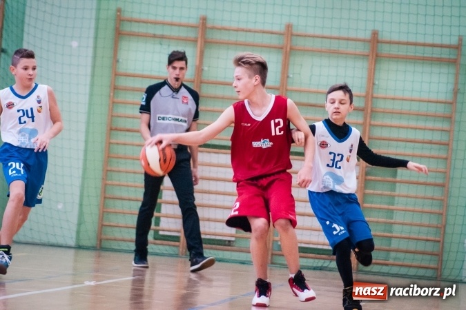 Zdjęcie w galerii na portalu naszraciborz.pl: Zmagania młodych koszykarzy Ofensywy w Arenie Rafako wiadomości z regionu
