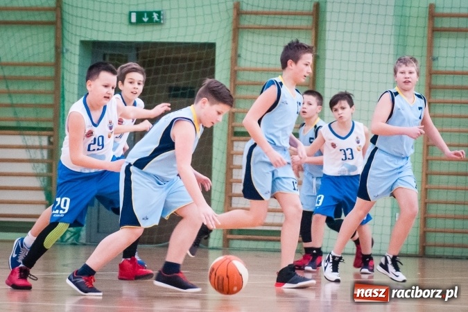 Zdjęcie w galerii na portalu naszraciborz.pl: Zmagania młodych koszykarzy Ofensywy w Arenie Rafako wiadomości z regionu