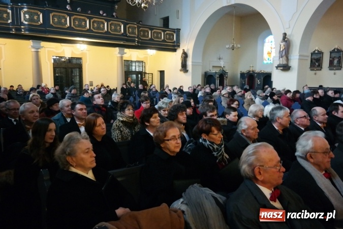 Zdjęcie w galerii na portalu naszraciborz.pl: Kolędowanie w Brzeziu i Oborze FOTO wiadomości z regionu