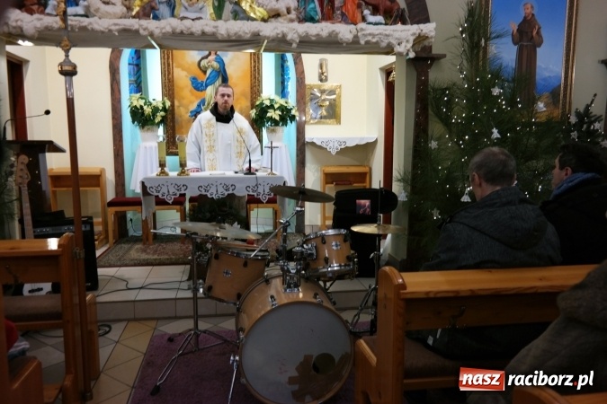 Zdjęcie w galerii na portalu naszraciborz.pl: Kolędowanie w Brzeziu i Oborze FOTO wiadomości z regionu