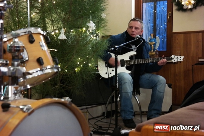 Zdjęcie w galerii na portalu naszraciborz.pl: Kolędowanie w Brzeziu i Oborze FOTO wiadomości z regionu