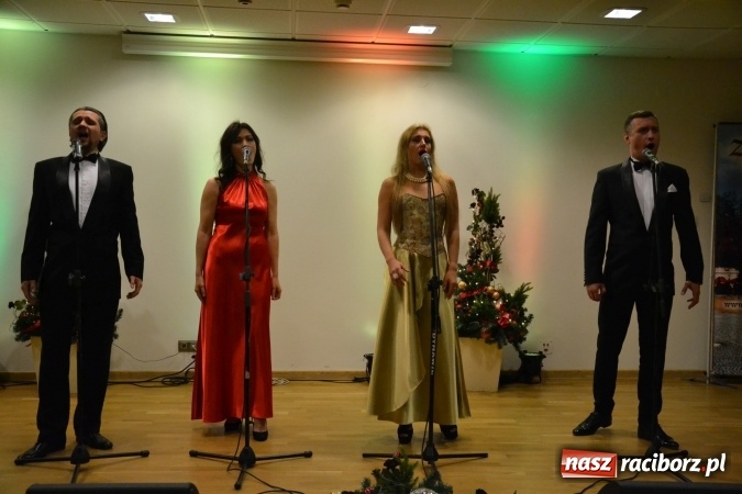Zdjęcie w galerii na portalu naszraciborz.pl: Noworoczna gala operetkowa na Zamku Piastowskim  wiadomości z regionu