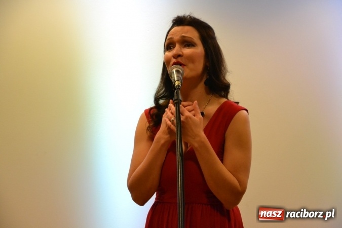 Zdjęcie w galerii na portalu naszraciborz.pl: Noworoczna gala operetkowa na Zamku Piastowskim  wiadomości z regionu