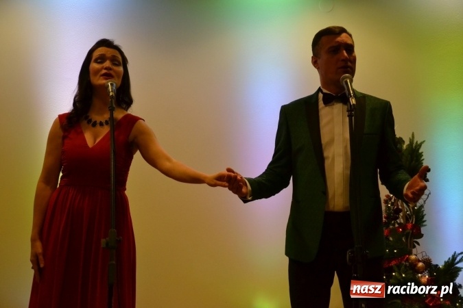 Zdjęcie w galerii na portalu naszraciborz.pl: Noworoczna gala operetkowa na Zamku Piastowskim  wiadomości z regionu