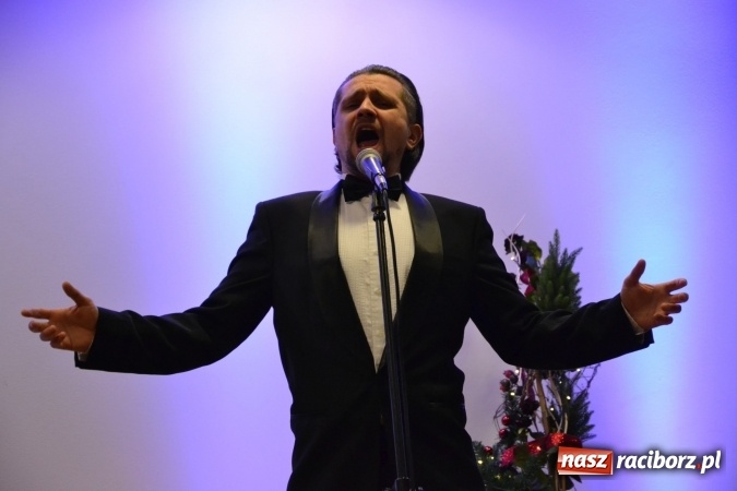 Zdjęcie w galerii na portalu naszraciborz.pl: Noworoczna gala operetkowa na Zamku Piastowskim  wiadomości z regionu