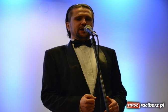 Zdjęcie w galerii na portalu naszraciborz.pl: Noworoczna gala operetkowa na Zamku Piastowskim  wiadomości z regionu