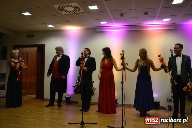 Zdjęcie w galerii na portalu naszraciborz.pl: Noworoczna gala operetkowa na Zamku Piastowskim  wiadomości z regionu