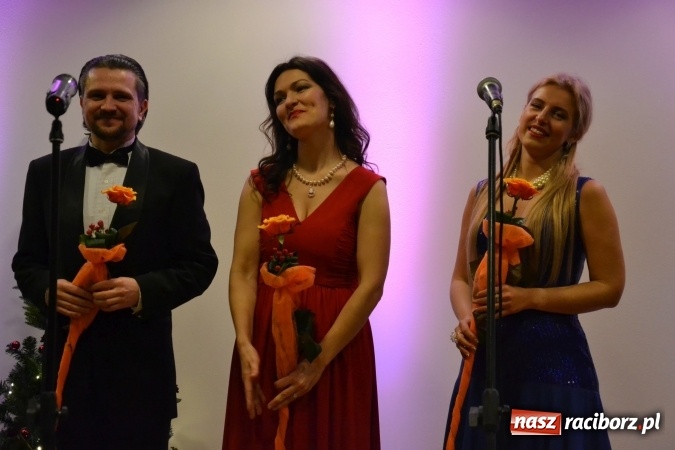 Zdjęcie w galerii na portalu naszraciborz.pl: Noworoczna gala operetkowa na Zamku Piastowskim  wiadomości z regionu