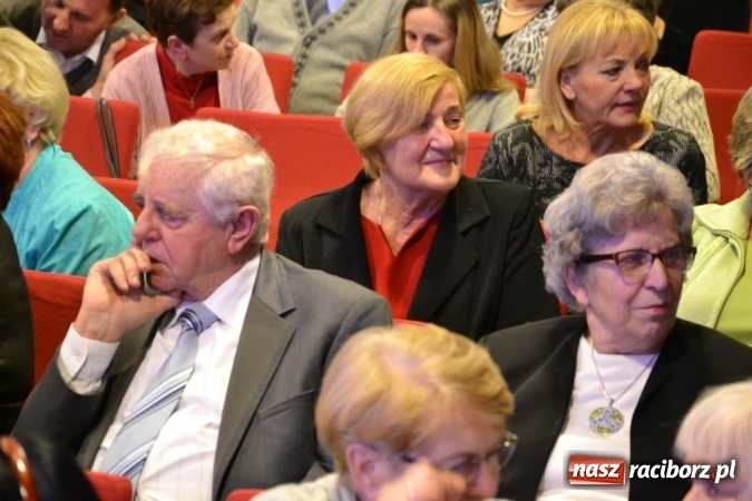 Zdjęcie w galerii na portalu naszraciborz.pl: Noworoczna gala operetkowa na Zamku Piastowskim  wiadomości z regionu