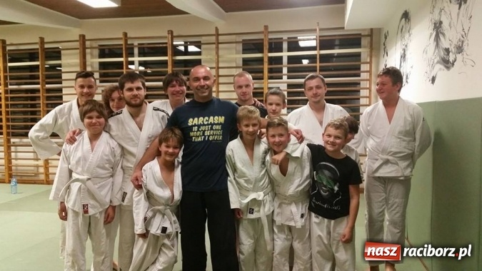 Zdjęcie w galerii na portalu naszraciborz.pl: Aikido – sposób na zabawę i zdrowy rozwój dziecka. Zapisz pociechę na zajęcia! wiadomości z regionu