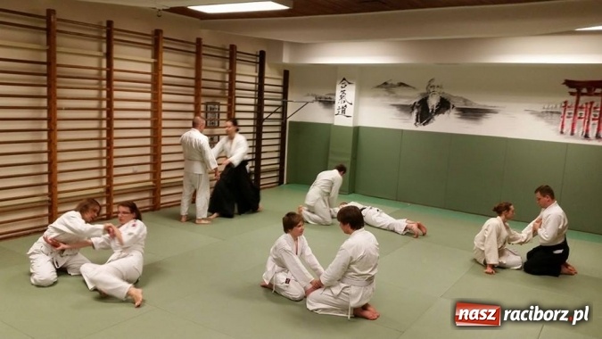 Zdjęcie w galerii na portalu naszraciborz.pl: Aikido – sposób na zabawę i zdrowy rozwój dziecka. Zapisz pociechę na zajęcia! wiadomości z regionu
