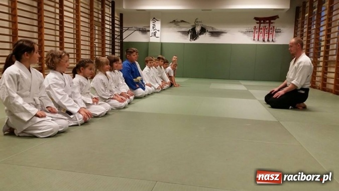 Zdjęcie w galerii na portalu naszraciborz.pl: Aikido – sposób na zabawę i zdrowy rozwój dziecka. Zapisz pociechę na zajęcia! wiadomości z regionu
