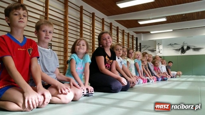 Zdjęcie w galerii na portalu naszraciborz.pl: Aikido – sposób na zabawę i zdrowy rozwój dziecka. Zapisz pociechę na zajęcia! wiadomości z regionu