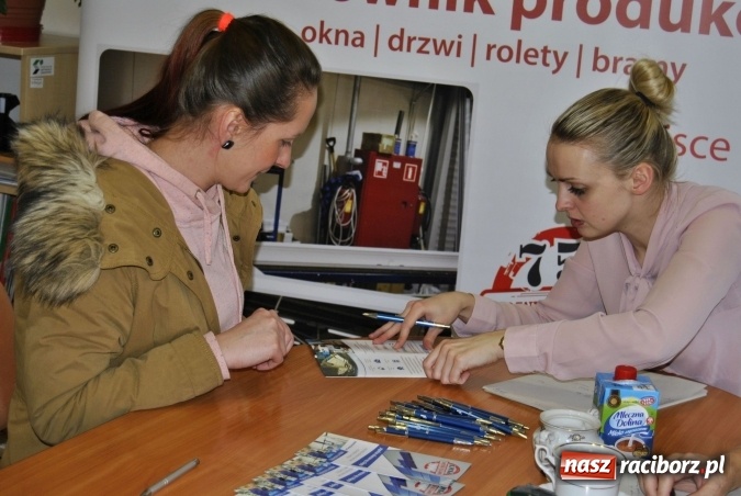 Zdjęcie w galerii na portalu naszraciborz.pl: Giełda Pracy Eko-Okien w Powiatowym Urzędzie Pracy  wiadomości z regionu
