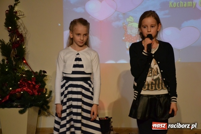 Zdjęcie w galerii na portalu naszraciborz.pl: Dzień Babci i Dziadka z MDK na zamku za nami wiadomości z regionu