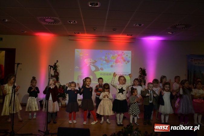 Zdjęcie w galerii na portalu naszraciborz.pl: Dzień Babci i Dziadka z MDK na zamku za nami wiadomości z regionu