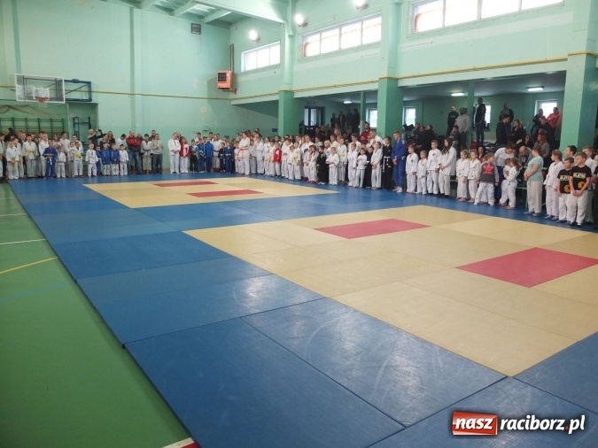 Zdjęcie w galerii na portalu naszraciborz.pl: Dobry start Łamatorów w Mysłowicach  wiadomości z regionu