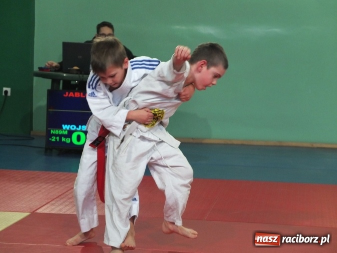 Zdjęcie w galerii na portalu naszraciborz.pl: Dobry start Łamatorów w Mysłowicach  wiadomości z regionu