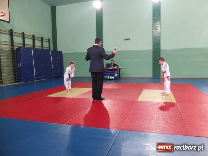 Zdjęcie w galerii na portalu naszraciborz.pl: Dobry start Łamatorów w Mysłowicach  wiadomości z regionu