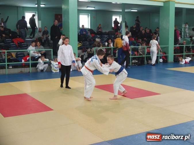 Zdjęcie w galerii na portalu naszraciborz.pl: Dobry start Łamatorów w Mysłowicach  wiadomości z regionu