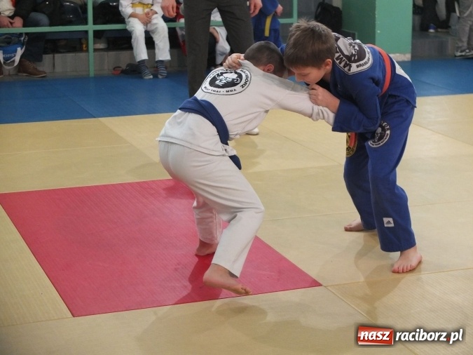 Zdjęcie w galerii na portalu naszraciborz.pl: Dobry start Łamatorów w Mysłowicach  wiadomości z regionu