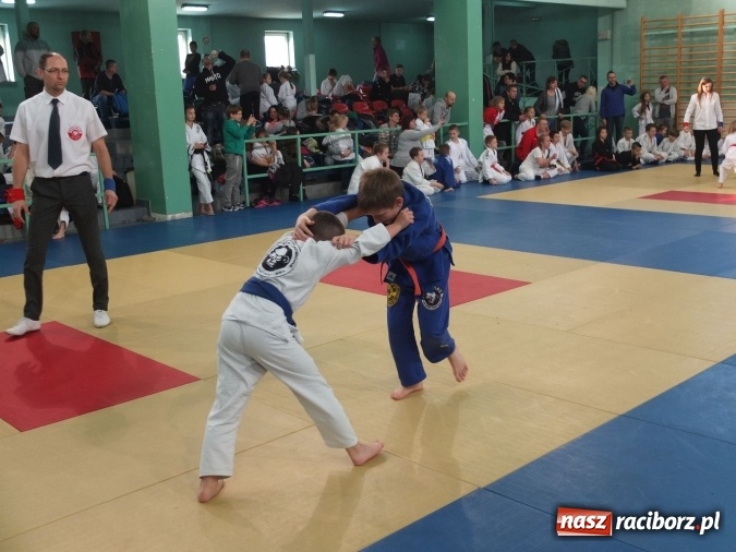 Zdjęcie w galerii na portalu naszraciborz.pl: Dobry start Łamatorów w Mysłowicach  wiadomości z regionu