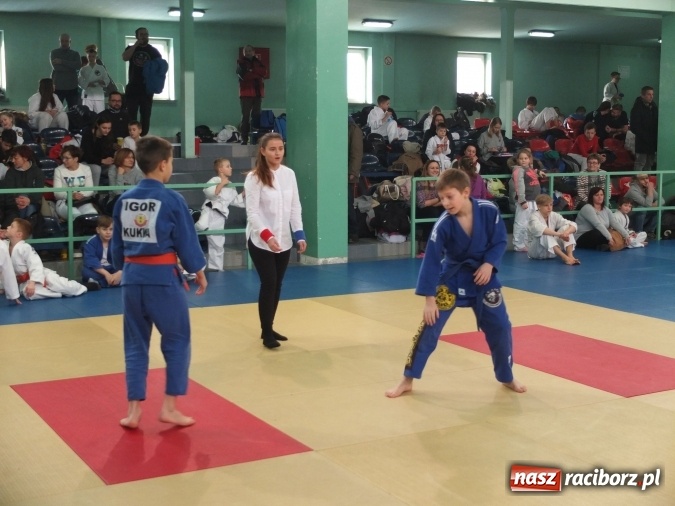 Zdjęcie w galerii na portalu naszraciborz.pl: Dobry start Łamatorów w Mysłowicach  wiadomości z regionu