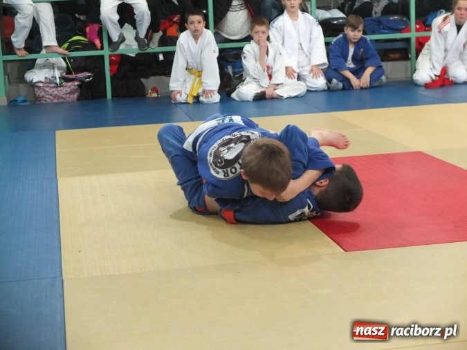 Zdjęcie w galerii na portalu naszraciborz.pl: Dobry start Łamatorów w Mysłowicach  wiadomości z regionu