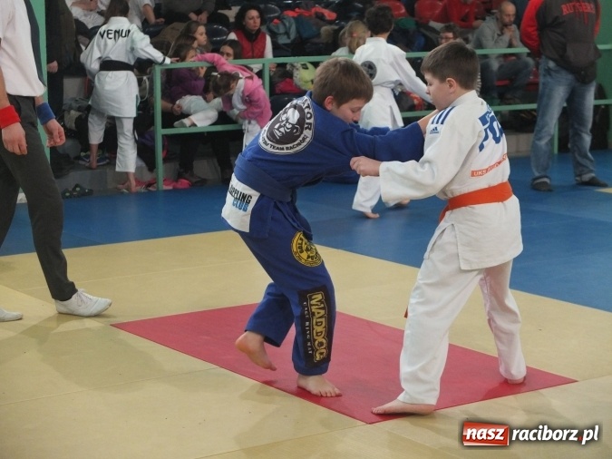 Zdjęcie w galerii na portalu naszraciborz.pl: Dobry start Łamatorów w Mysłowicach  wiadomości z regionu