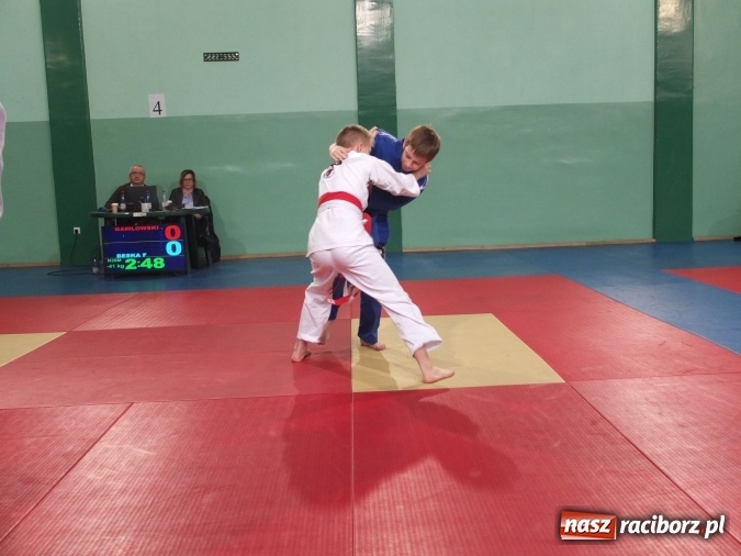 Zdjęcie w galerii na portalu naszraciborz.pl: Dobry start Łamatorów w Mysłowicach  wiadomości z regionu