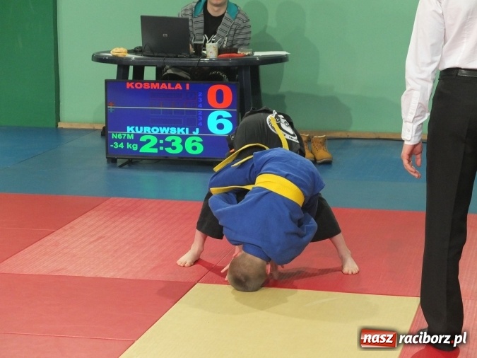 Zdjęcie w galerii na portalu naszraciborz.pl: Dobry start Łamatorów w Mysłowicach  wiadomości z regionu