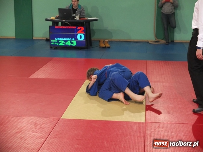 Zdjęcie w galerii na portalu naszraciborz.pl: Dobry start Łamatorów w Mysłowicach  wiadomości z regionu