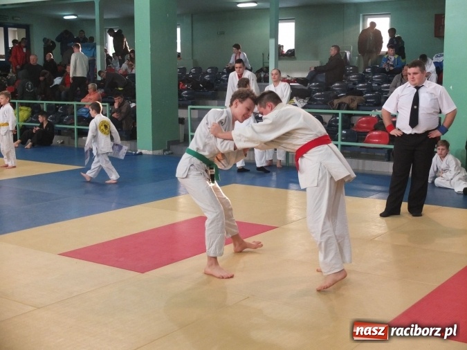 Zdjęcie w galerii na portalu naszraciborz.pl: Dobry start Łamatorów w Mysłowicach  wiadomości z regionu