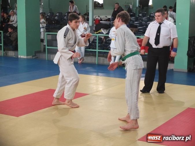 Zdjęcie w galerii na portalu naszraciborz.pl: Dobry start Łamatorów w Mysłowicach  wiadomości z regionu