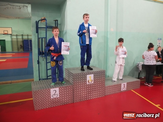 Zdjęcie w galerii na portalu naszraciborz.pl: Dobry start Łamatorów w Mysłowicach  wiadomości z regionu