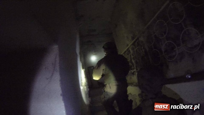 Zdjęcie w galerii na portalu naszraciborz.pl: Jednostka Strzelecka 3054 Racibórz przeszukiwała opuszczone budynki - uratowano jedną osobę wiadomości z regionu