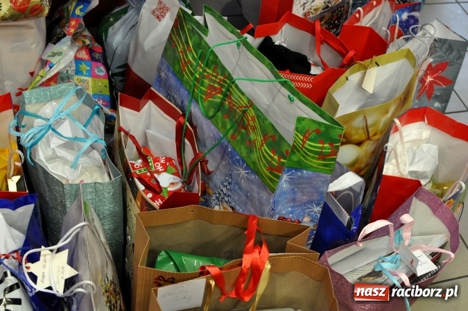 Zdjęcie w galerii na portalu naszraciborz.pl: Rafako S.A. nie przestaje pomagać wiadomości z regionu