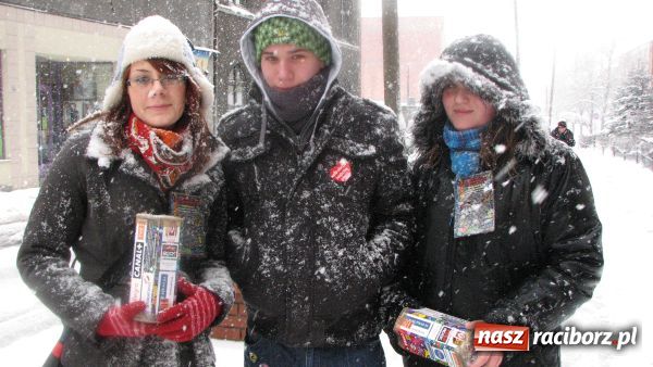 Zdjęcie w galerii na portalu naszraciborz.pl: Pogoda nie straszna wolontariuszom  wiadomości z regionu