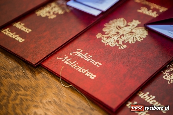 Zdjęcie w galerii na portalu naszraciborz.pl: Razem od pięćdziesięciu lat - sześć par z gminy Krzanowice świętowało dziś złote gody wiadomości z regionu