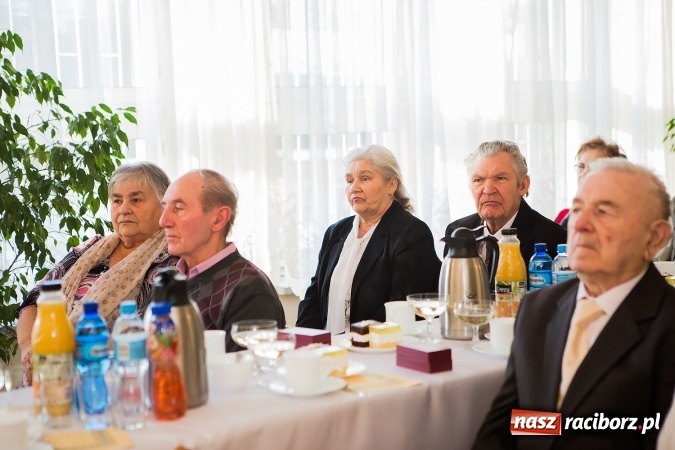 Zdjęcie w galerii na portalu naszraciborz.pl: Razem od pięćdziesięciu lat - sześć par z gminy Krzanowice świętowało dziś złote gody wiadomości z regionu