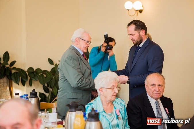 Zdjęcie w galerii na portalu naszraciborz.pl: Razem od pięćdziesięciu lat - sześć par z gminy Krzanowice świętowało dziś złote gody wiadomości z regionu