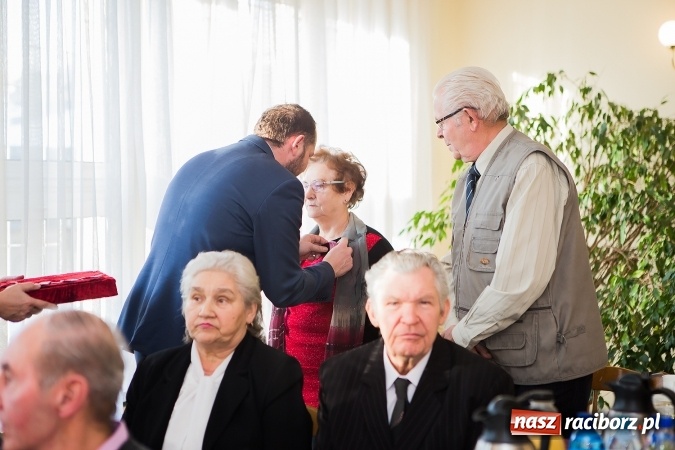 Zdjęcie w galerii na portalu naszraciborz.pl: Razem od pięćdziesięciu lat - sześć par z gminy Krzanowice świętowało dziś złote gody wiadomości z regionu