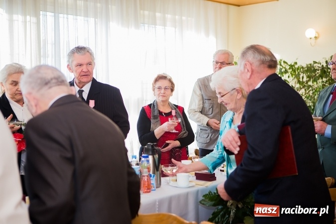 Zdjęcie w galerii na portalu naszraciborz.pl: Razem od pięćdziesięciu lat - sześć par z gminy Krzanowice świętowało dziś złote gody wiadomości z regionu