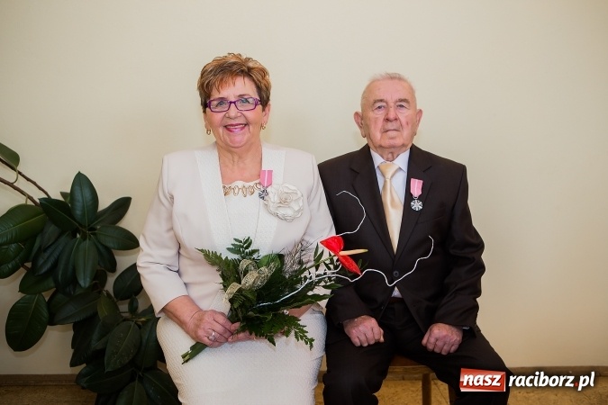 Zdjęcie w galerii na portalu naszraciborz.pl: Razem od pięćdziesięciu lat - sześć par z gminy Krzanowice świętowało dziś złote gody wiadomości z regionu