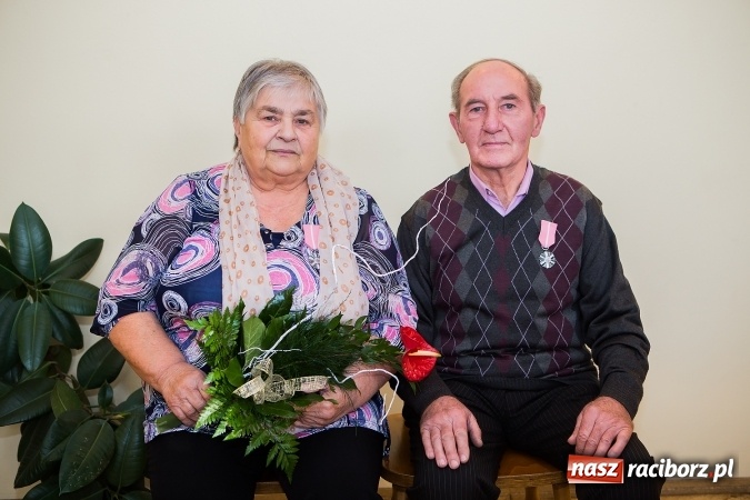 Zdjęcie w galerii na portalu naszraciborz.pl: Razem od pięćdziesięciu lat - sześć par z gminy Krzanowice świętowało dziś złote gody wiadomości z regionu